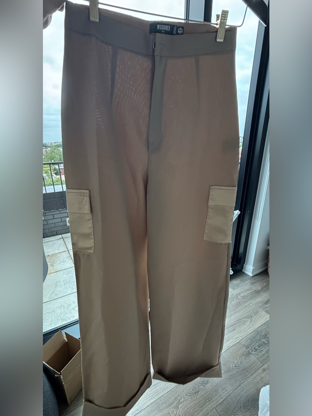 Missguided Wide Leg Cargo Pants in Khaki Brown